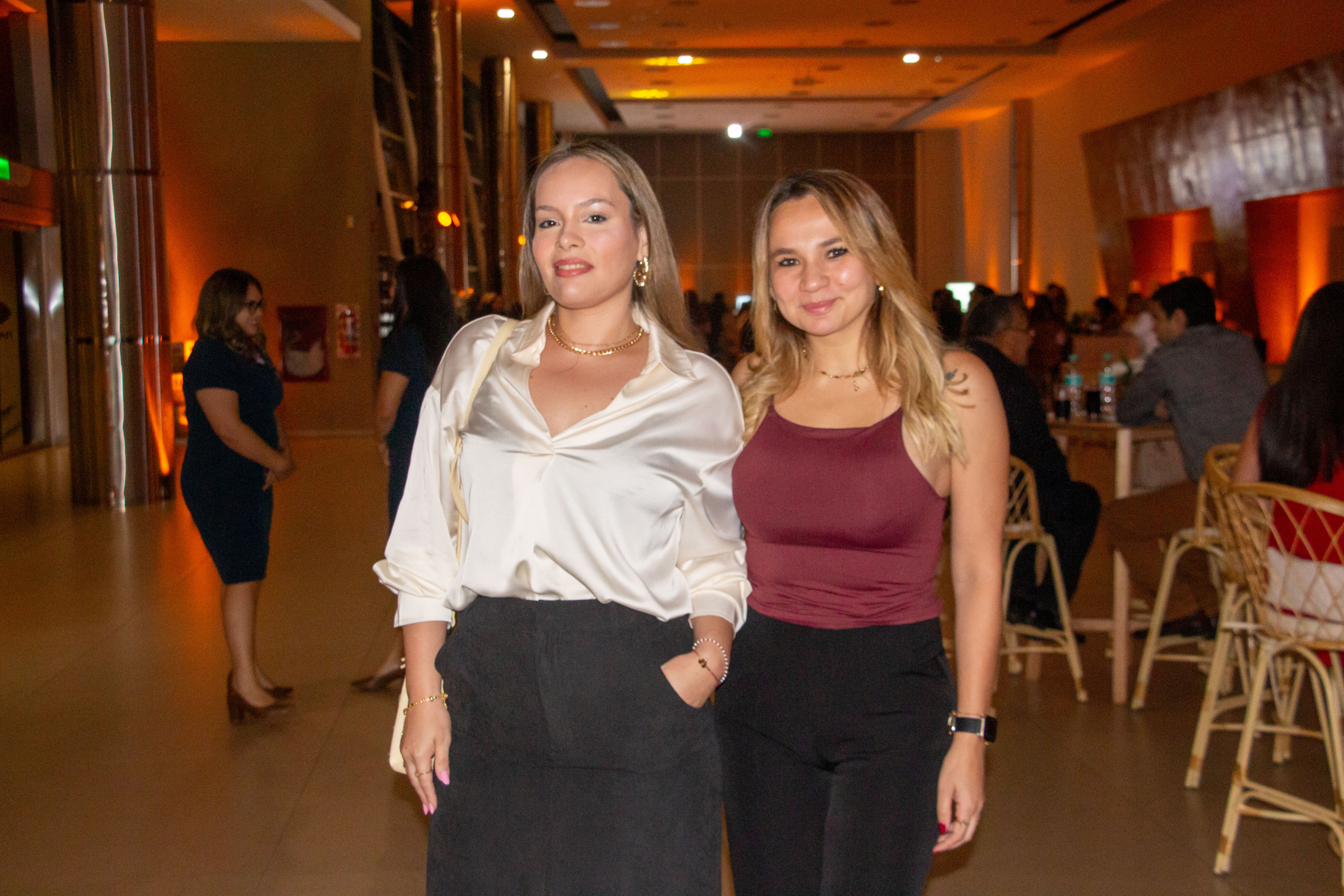 Natalia Núñez y Marcela Encina.