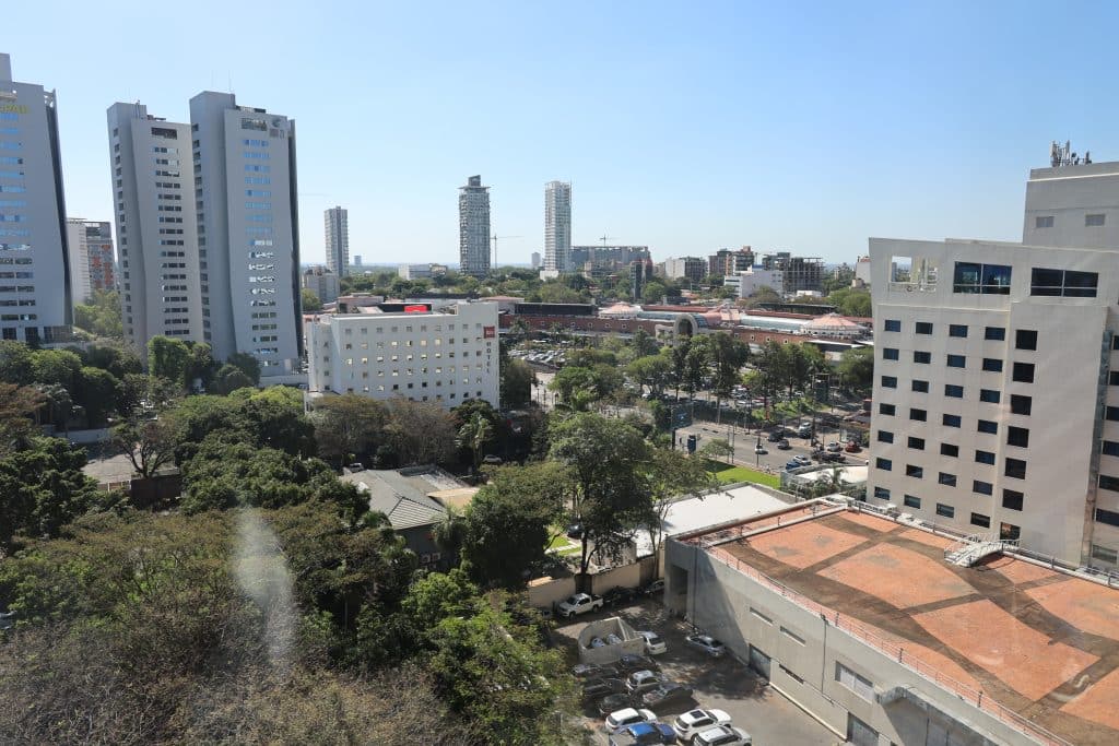 Muchos asuncenos están interesados en vivir en departamentos lindos, pero también sonnecesarios los espacios verdes.