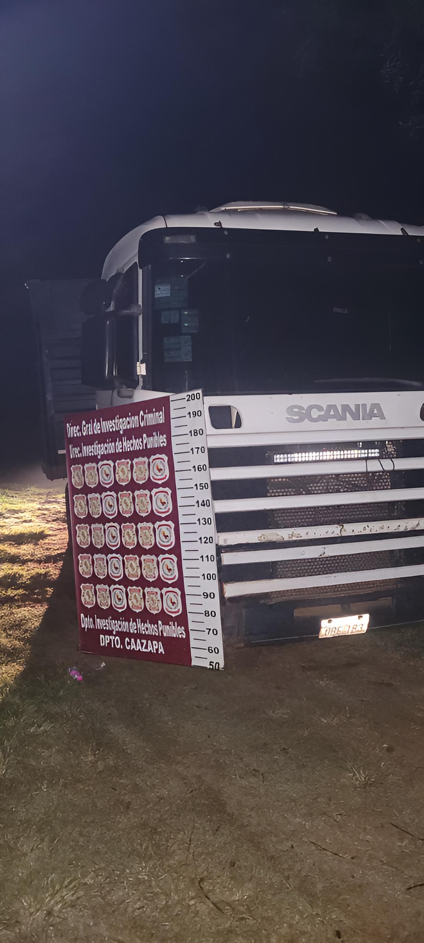 El tractocamión fue localizado en San Juan Nepomuceno con la carga completa.