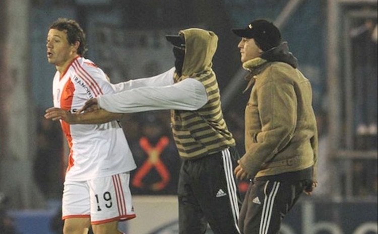 Algunos hinchas de River Plate lo recuerdan con cariño, otros no tanto.
