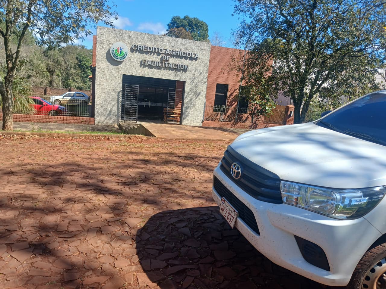 Local del CAH en Pirapó. Auditoría reveló al menos 20 presuntos casos de créditos fraudulentos.