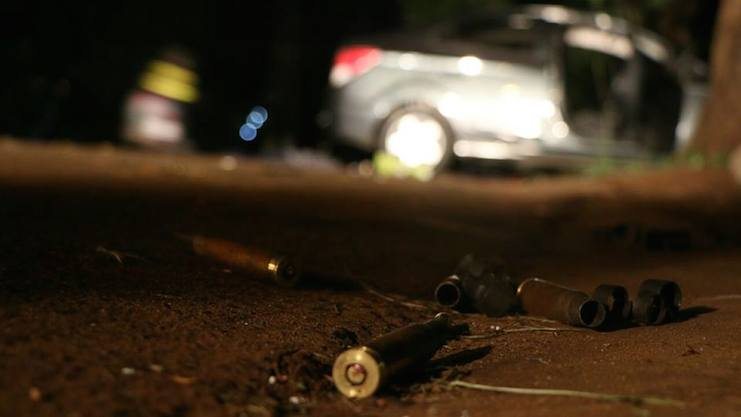 SECUELAS. Balas de rifles pertenecientes a distintos calibres fueron encontradas en varias calles de Ciudad del Este.