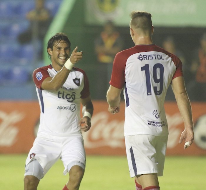 Así como están las cosas, “Conejo” Benítez ya no seguirá en filas azulgranas.