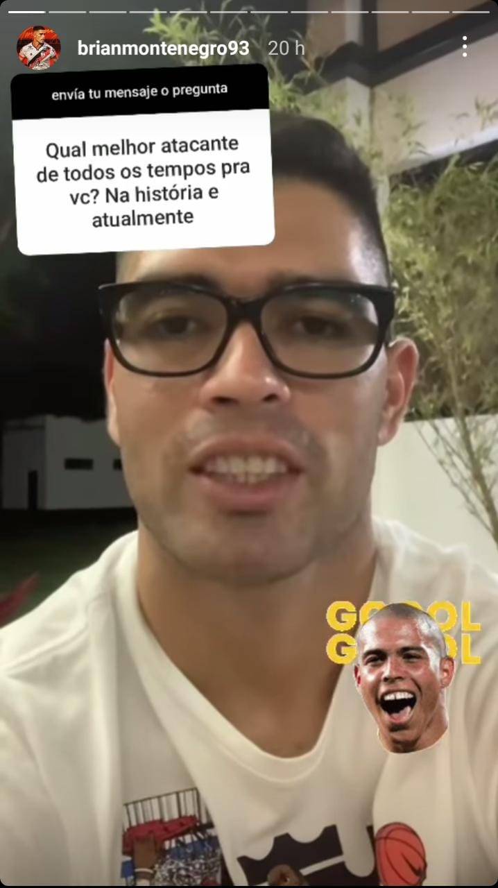 Momento exacto en que el delantero paraguayo fue consultado por el "mejor jugador de todos los tiempos". (Foto: Fotocaptura - Instagram)