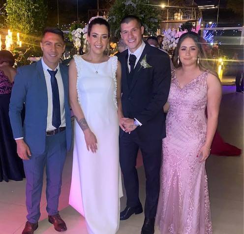 Pika Lucena y su señora también estuvieron presente en la boda. Foto: @pikalucena