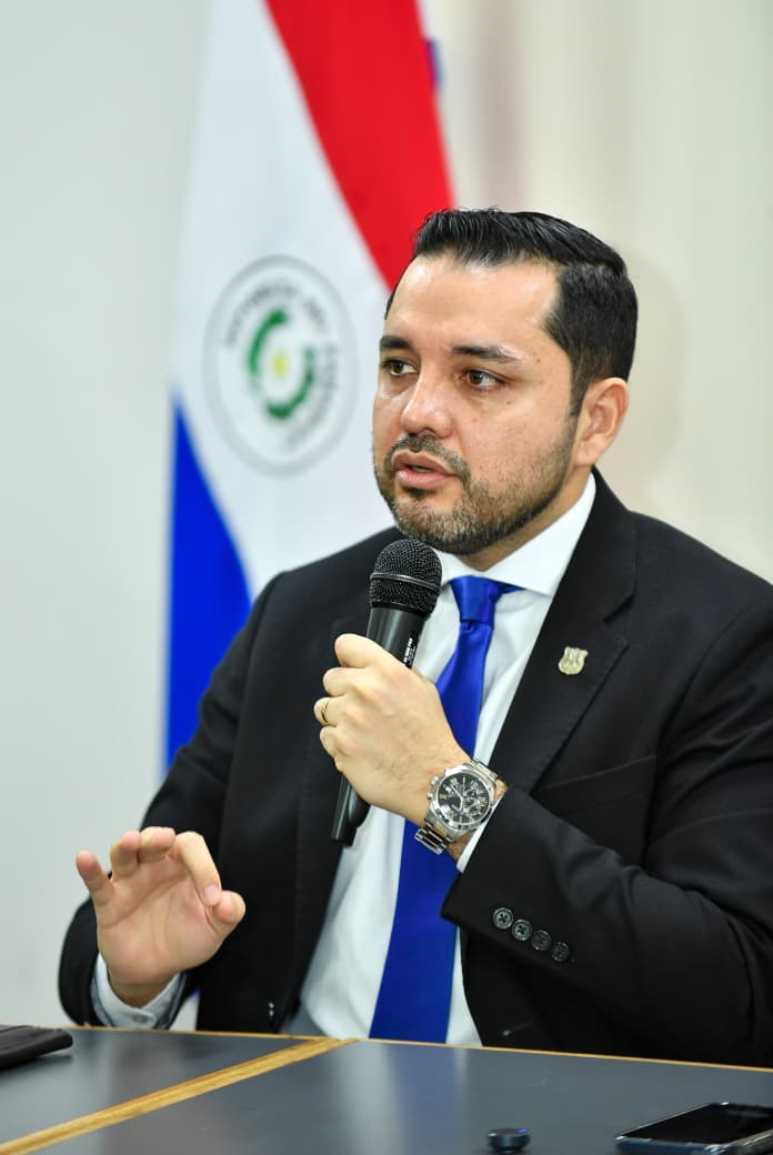 "Hemos llegado a un acuerdo de pago y reordenamiento financiero", expresó Bello. Foto: Gentileza