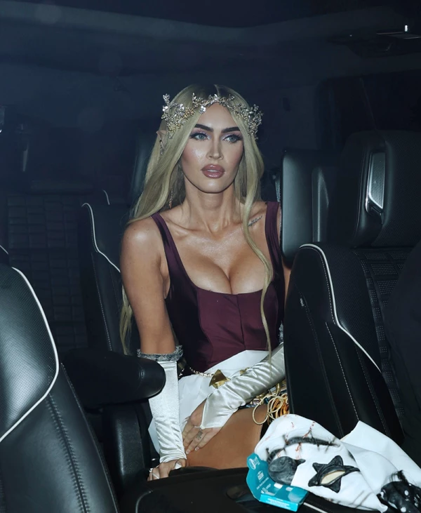 Tras el percance, la cara de Megan Fox fue la de preocupación. (FOTO: @meganfox)