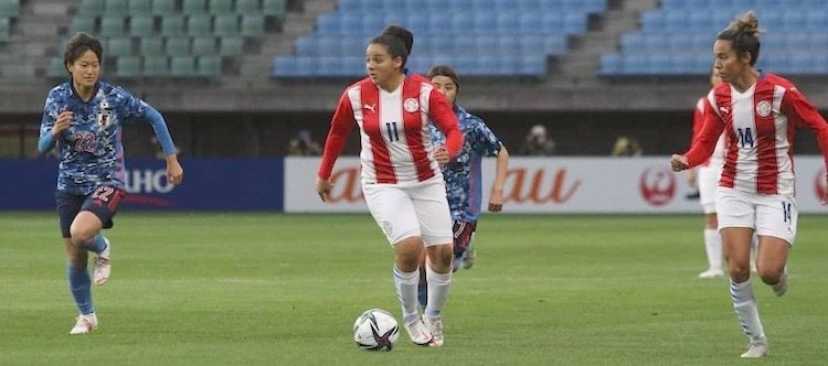 Liz Peña, juagadora de la seleccion paraguaya.