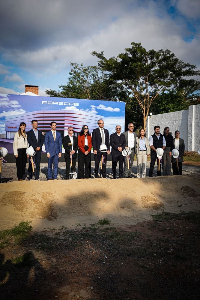 Los trabajos comenzaron con la ceremonia de colocación de la primera piedra. Foto: Leo Machado