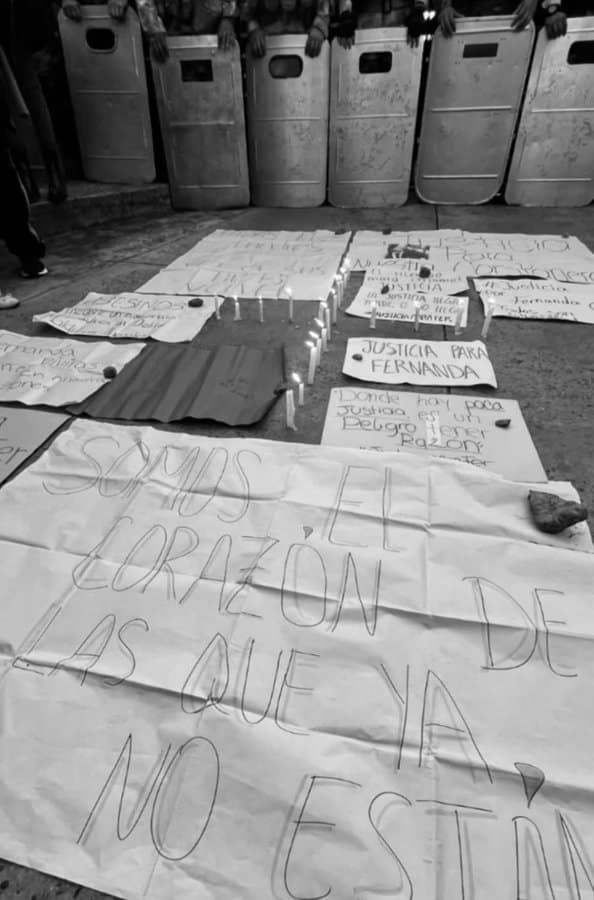 Pobladores se manifestaron frente al domicilio de la fiscala Gladys Torales.