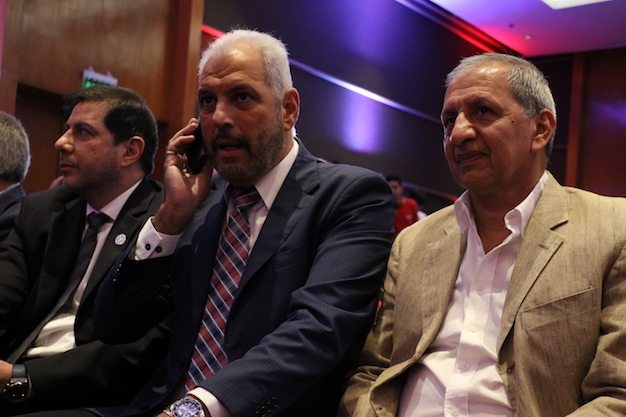 TODO TRANQUI. Zapag y Acosta, dos que se habían peleado en la semana, pero ayer estaban como amigos.