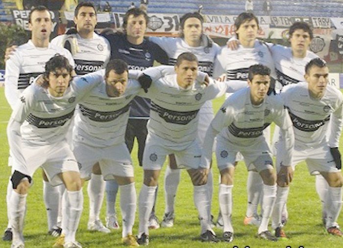 Formación de Olimpia en el 2010, donde Nelson jugó de titular.
