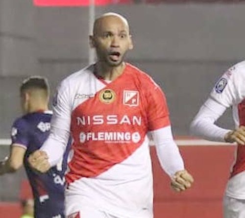 6 MESES De contrato le queda al “Loco” con el Kelito. Su objetivo es seguir en un club de Primera.