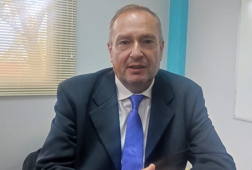 Dr. Ricardo Rodríguez Cielos, experto español que asesora a equipo investigador de la UNI en el proyecto antártico.
