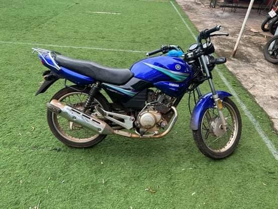 La moto que fue incautada del sujeto, denunciada como robada hace poco. Gentileza