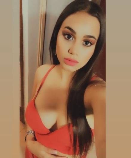 Selena Kelly, la fanática que hasta echó lágrimas con el gol del crack cruepa. (FOTO: @selenakellye_)