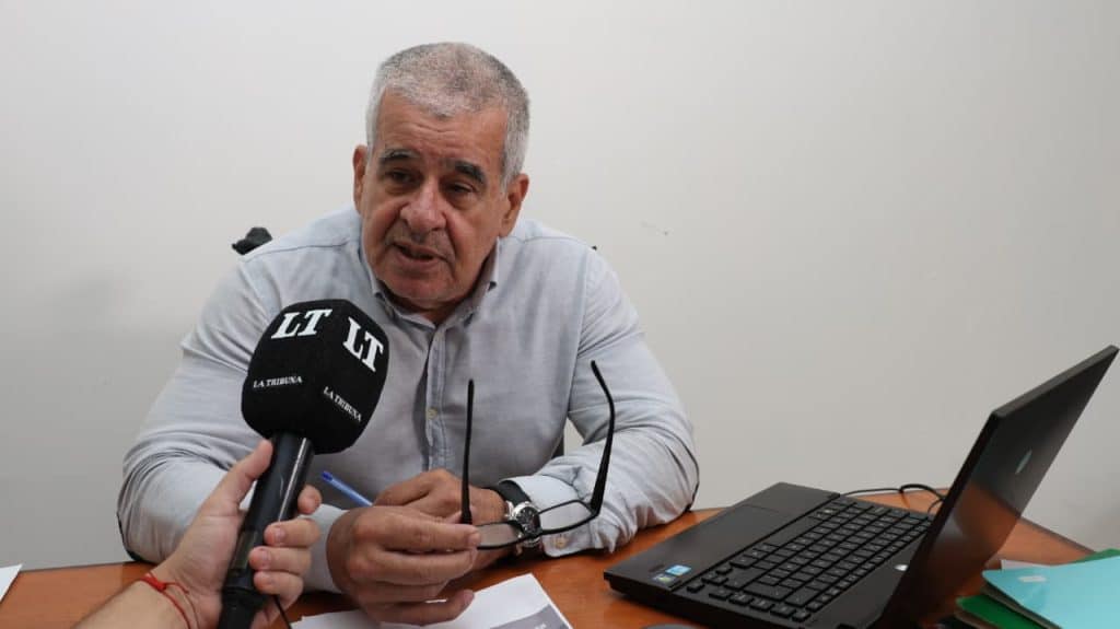 La normativa establece montos específicos dependiendo de la ubicación y el tipo de infraestructura vial.