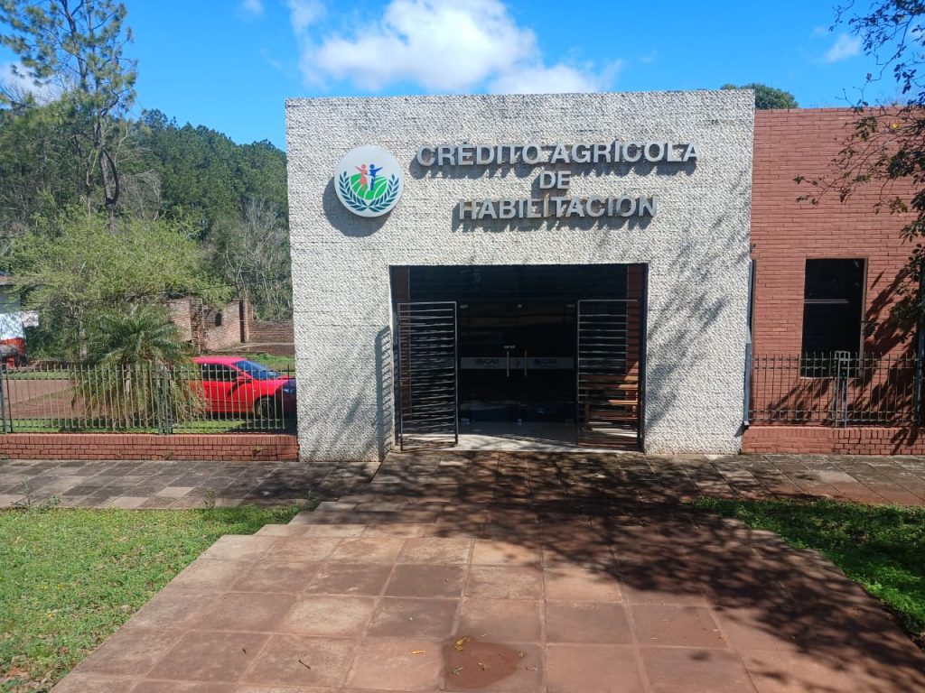 Sede del Centrlo de Atención al Cliente del CAH en Pirapó.