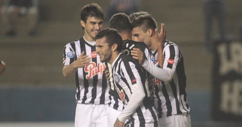 Mencia fue campeón varias veces con Libertad.
