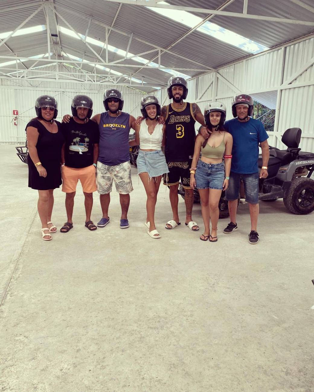 Listos para la aventura. Antes de dar una vueltita en cuaci. @alex.barboz