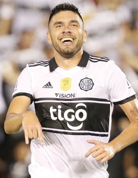 Jorge Ortega, delantero.