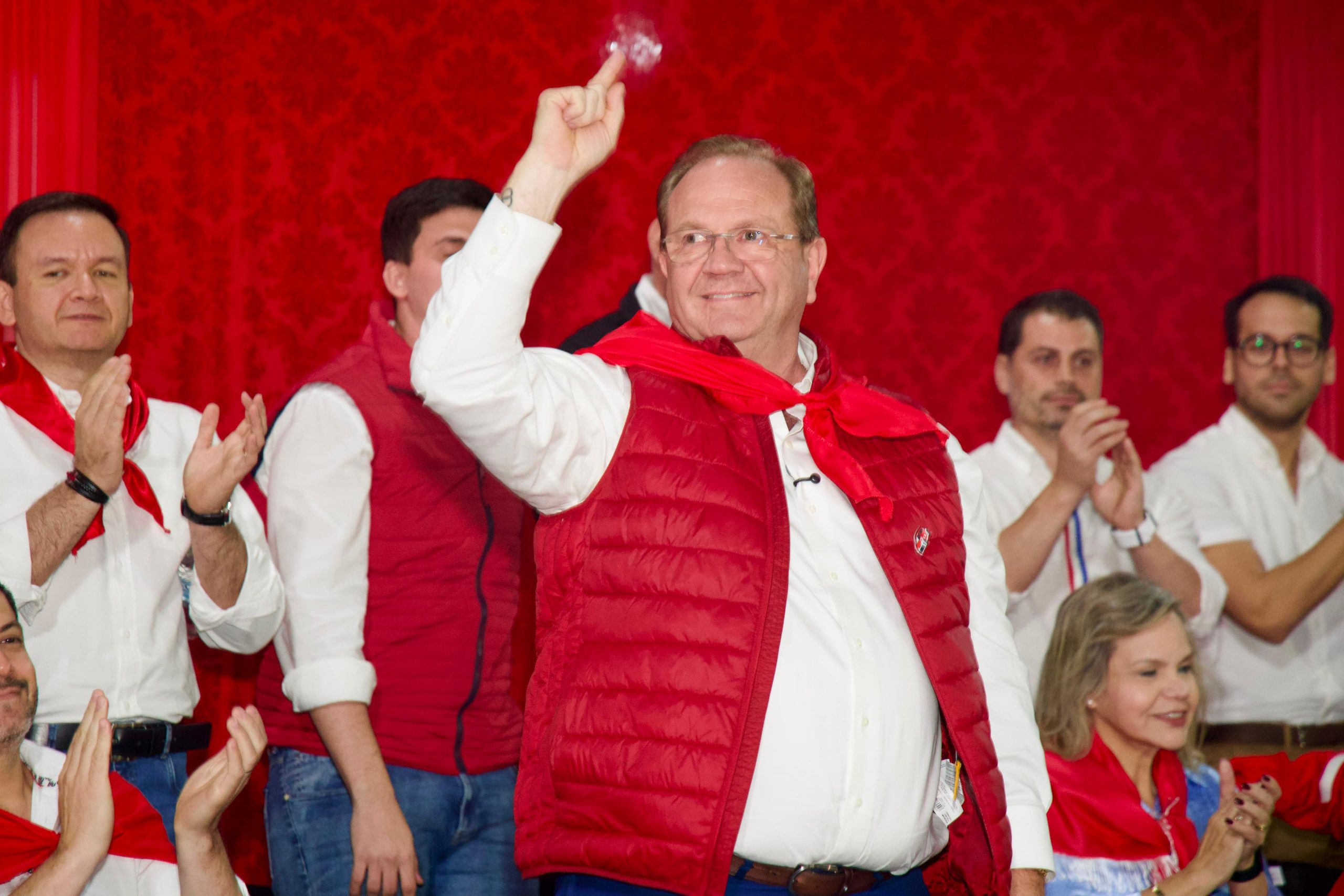 Camilo Pérez fortalece su campaña electoral con un gran encuentro republicano. Foto: gentileza