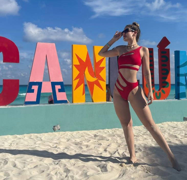 La Miss Mundo Paraguay 2021, diosa por las playas de Cancún. (FOTO: @bethania_borba)