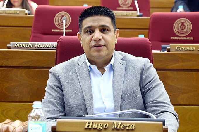 Diputado Hugo Meza.