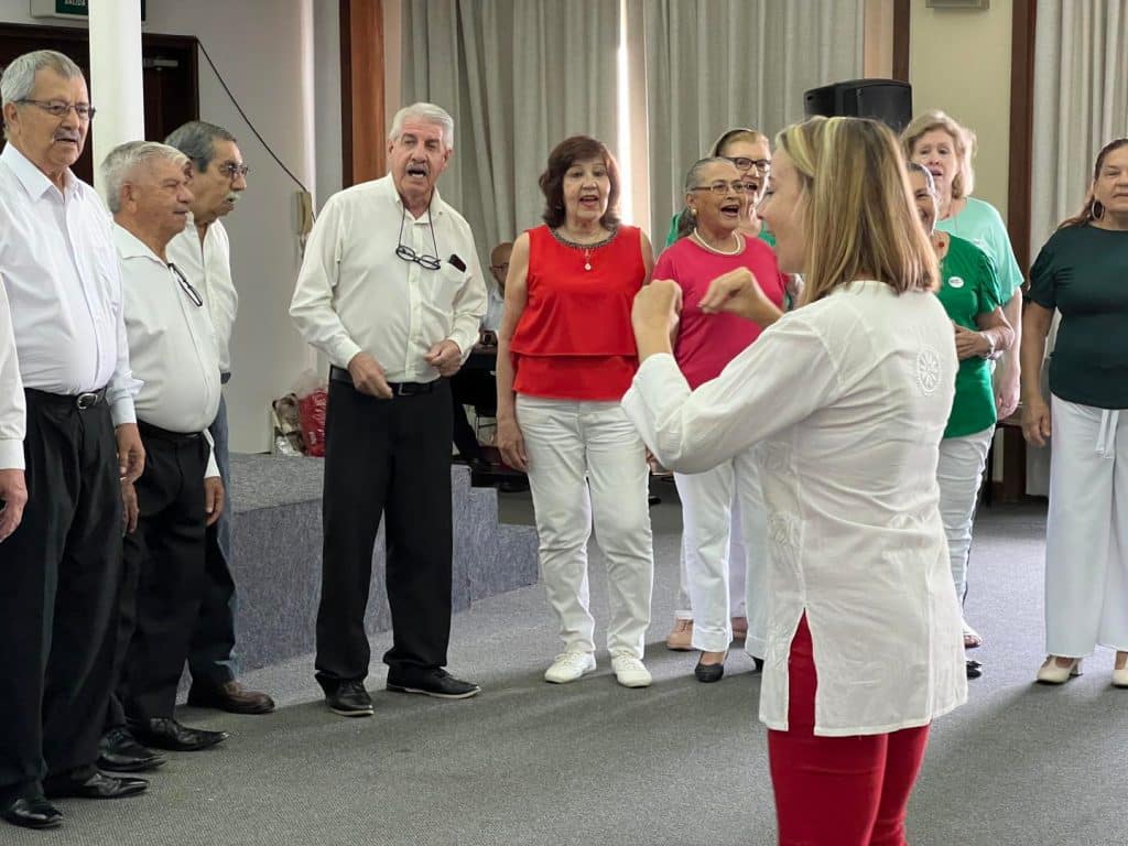 Coro de Adultos Mayores.