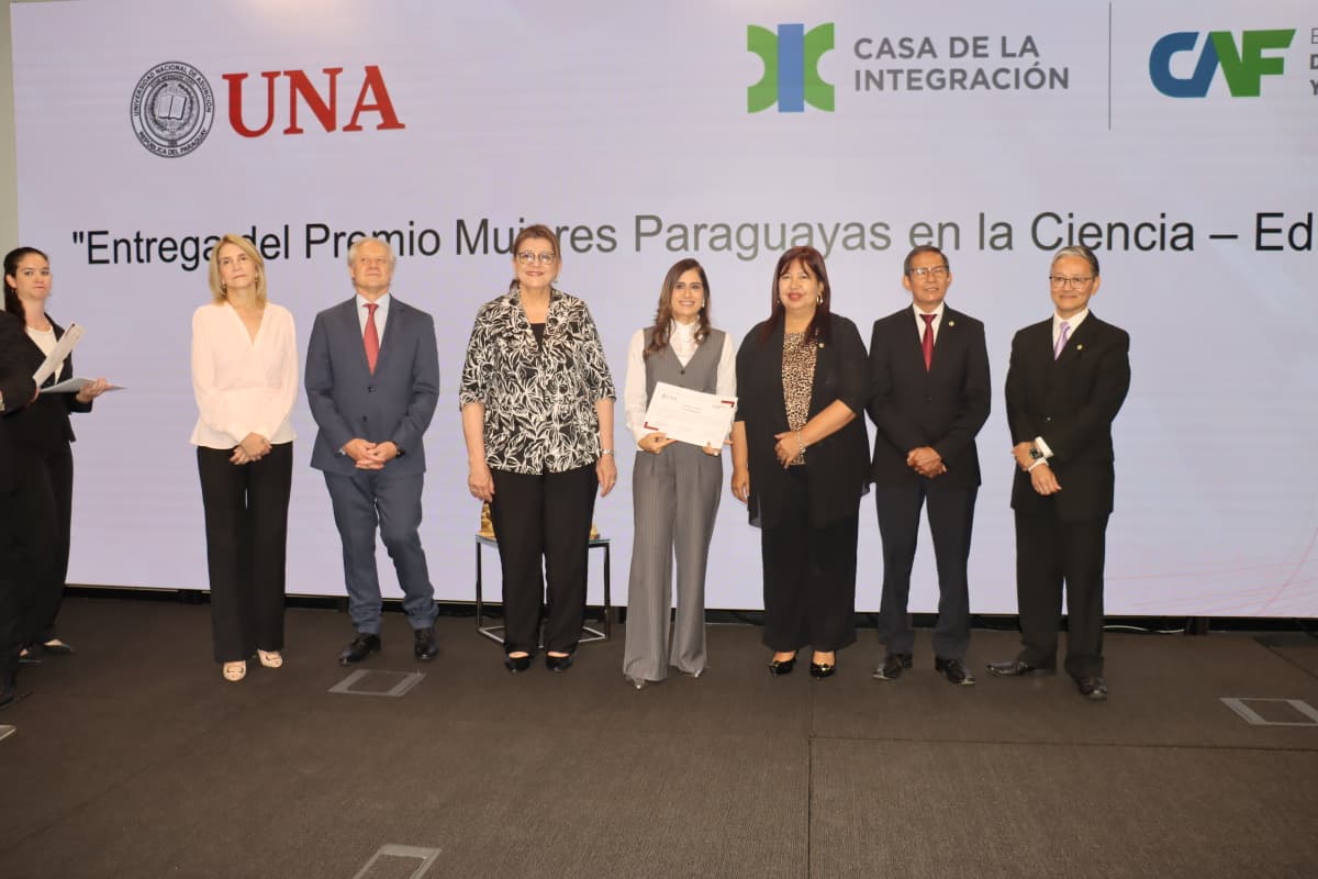 La científica recibió el tercer puesto en la categoría Trayectoria del Premio Mujeres Paraguayas en la Ciencia 2025.