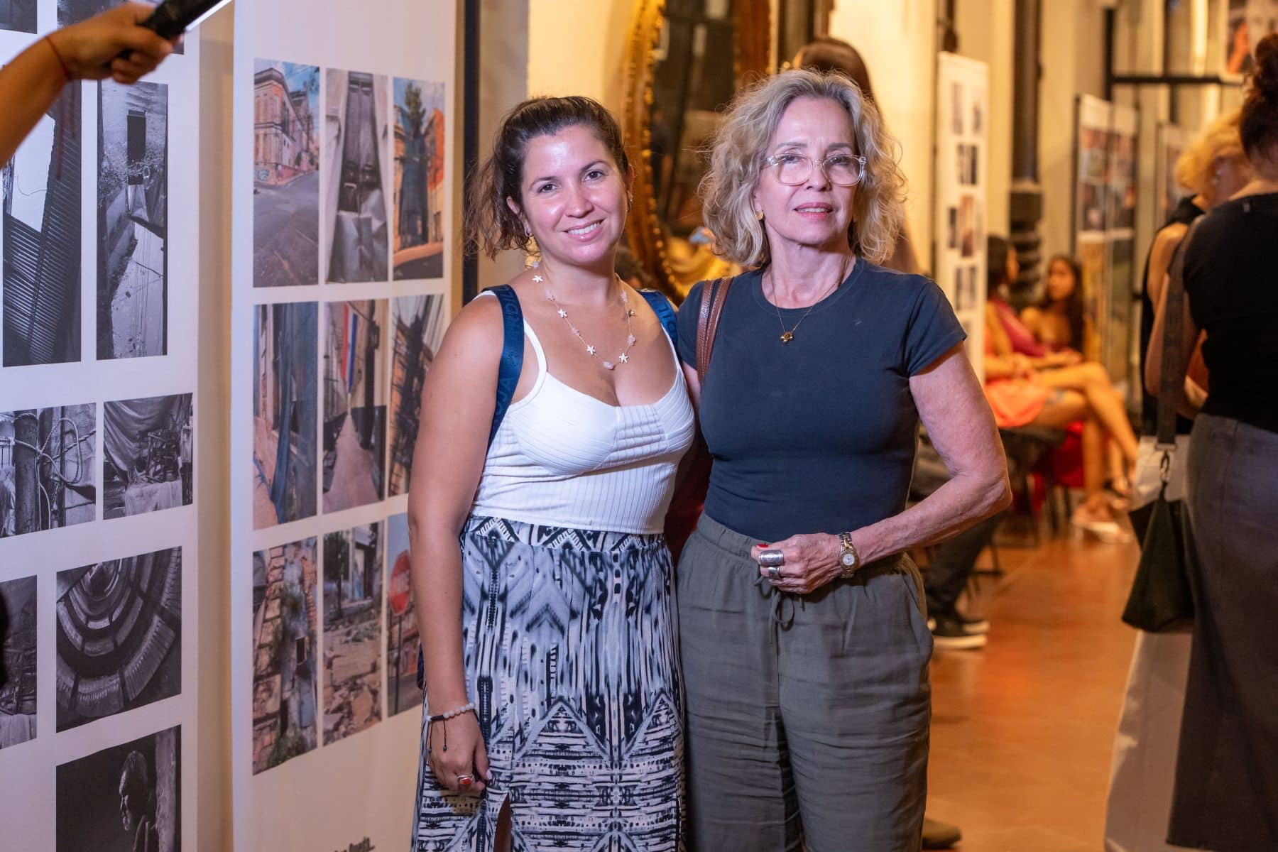 Eloísa Carmona y María Victoria Ayala.