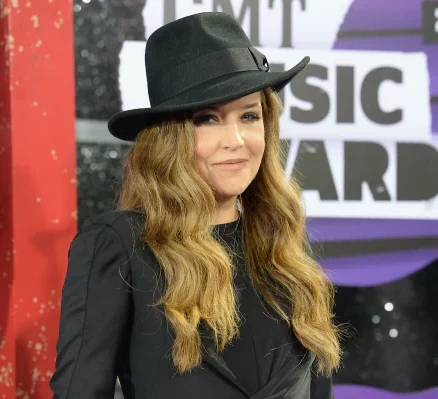 Lisa Marie Presley intentó adentrarse a la música, pero nunca sobresalió. (Foto: quien.com)