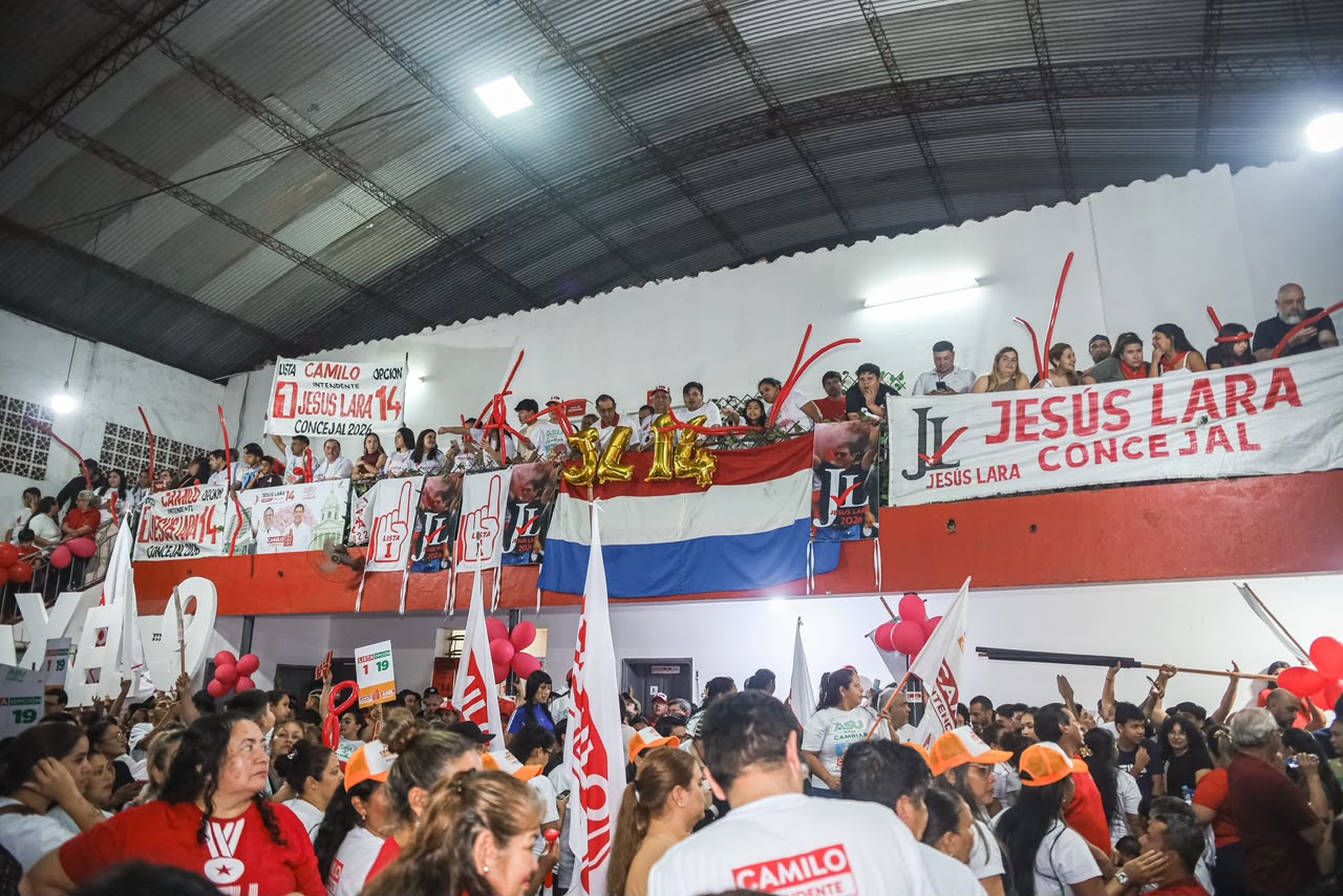 Multitudinario acompañamiento a Camilo Pérez en Zeballos Cué. Foto: gentileza
