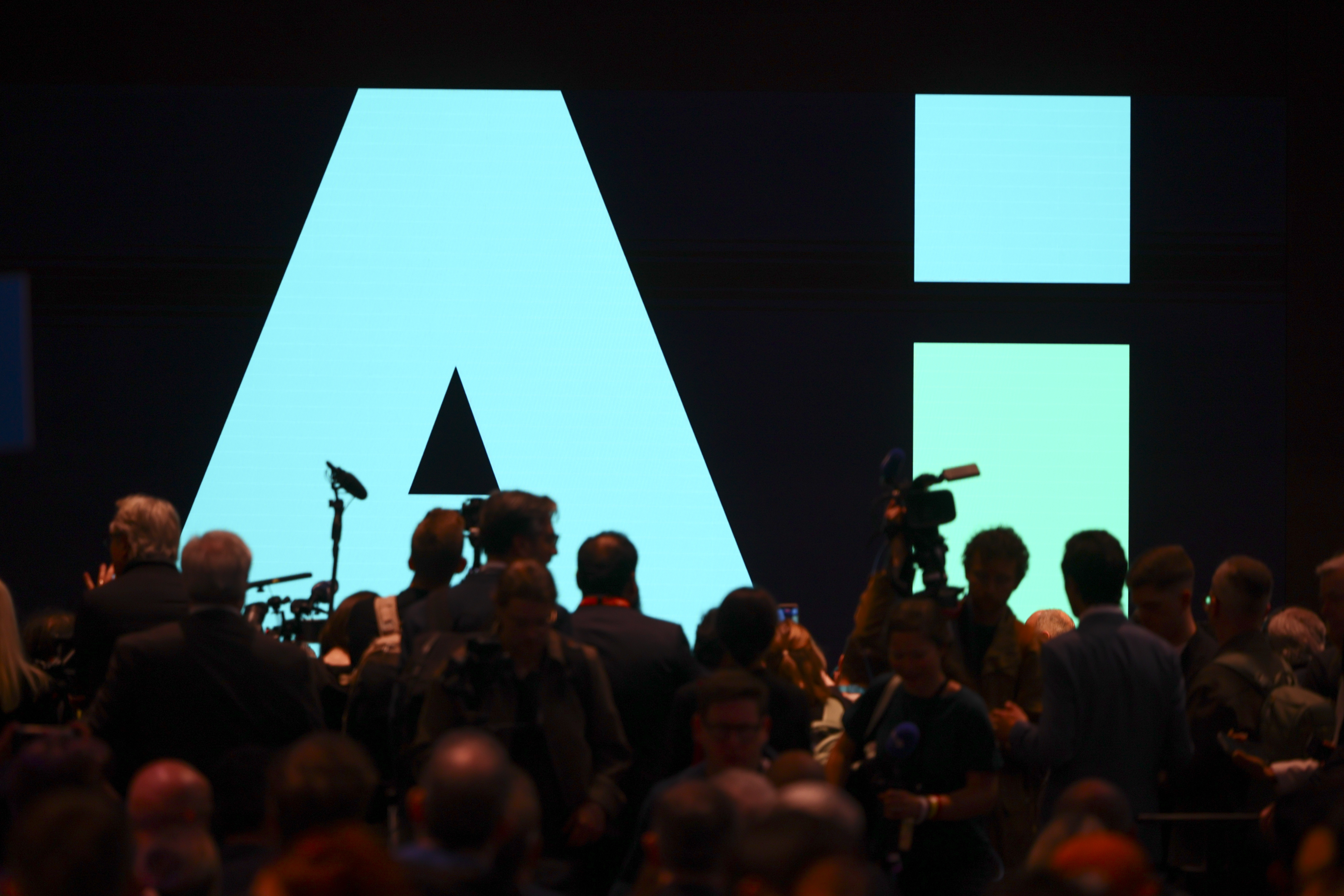 Las oportunidades y desafíos que supone la inteligencia artificial (IA) es el tema del nuevo foro organizado en el marco de la alianza entre GFR Media y la Agencia EFE, que se celebra este próximo miércoles, 20 de mayo, en Puerto Rico. EFE/ Hannibal Hanschke/ ARCHIVO