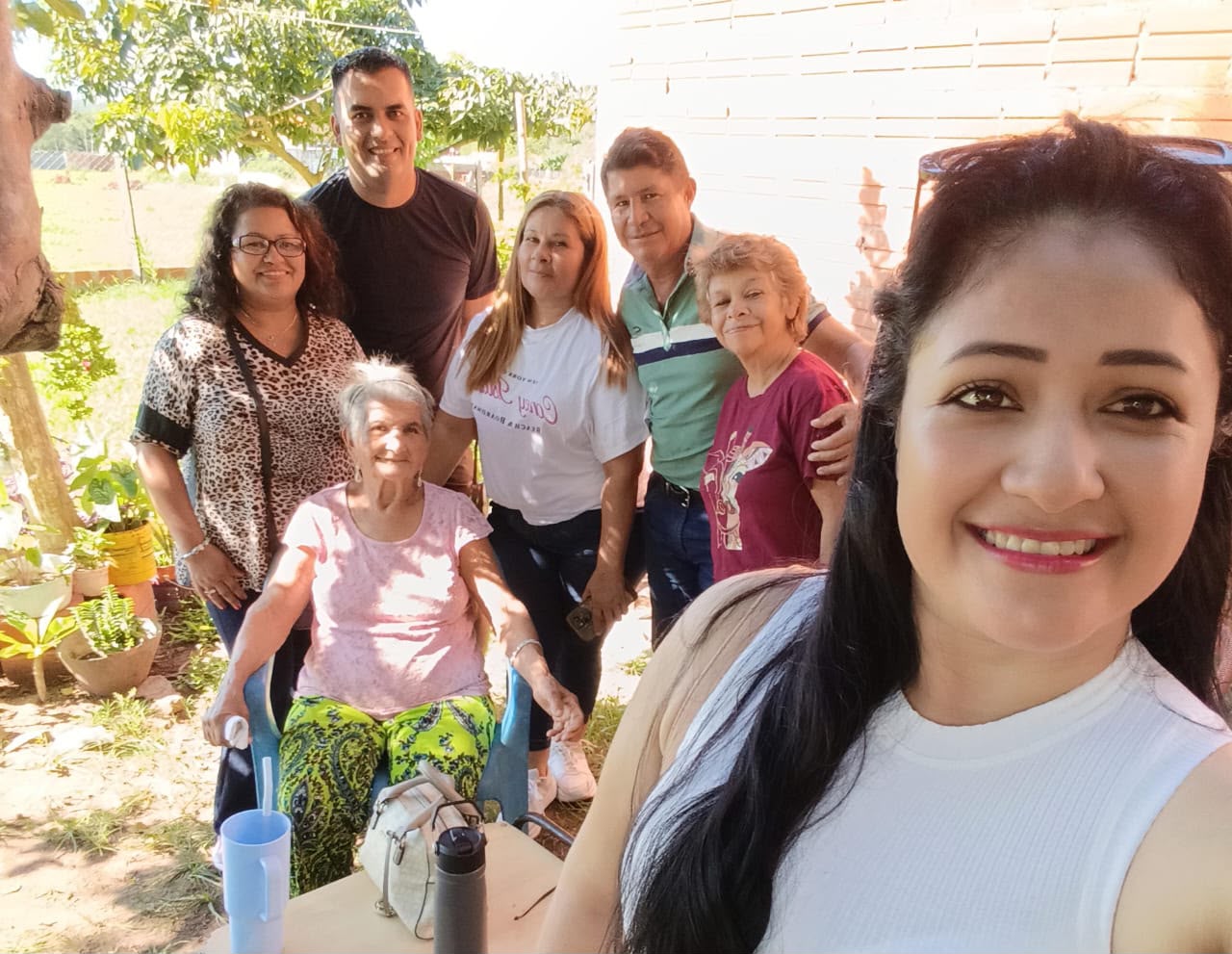 Toda la familia ovy’apa con ella.
