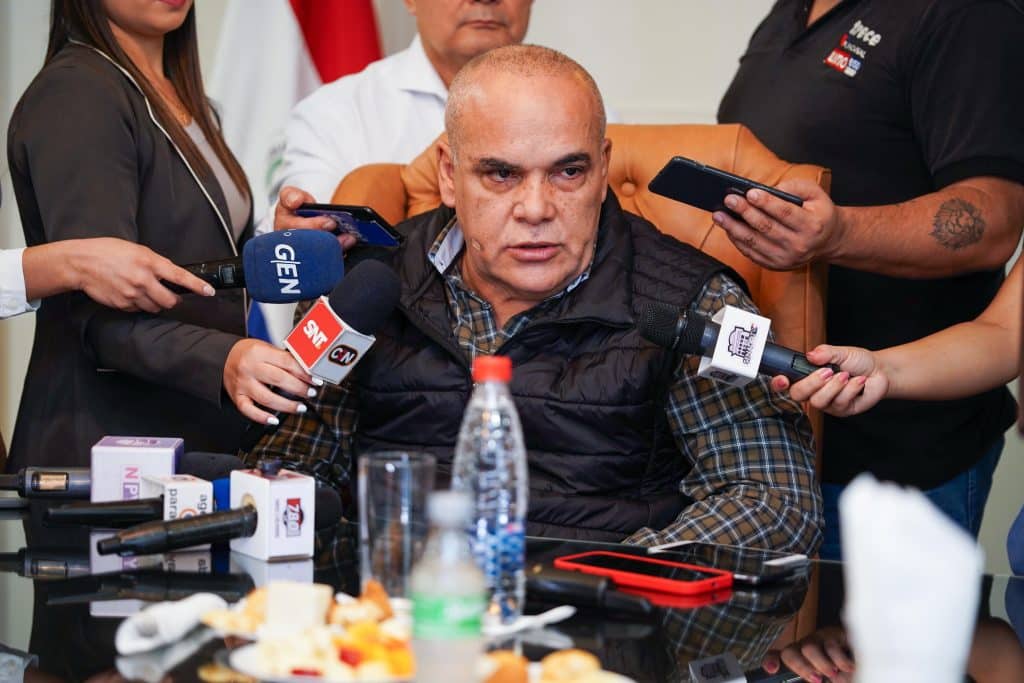 "El presidente de la Cámara de Diputados tiene la jerarquía suficiente. Él representa al Congreso de la Nación, no es un representante cualquiera", afirmó Núñez.