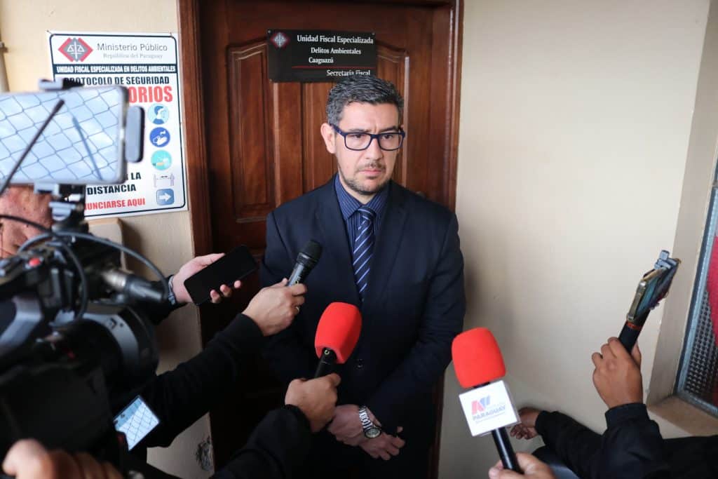 Fiscal Fermín Segovia.
