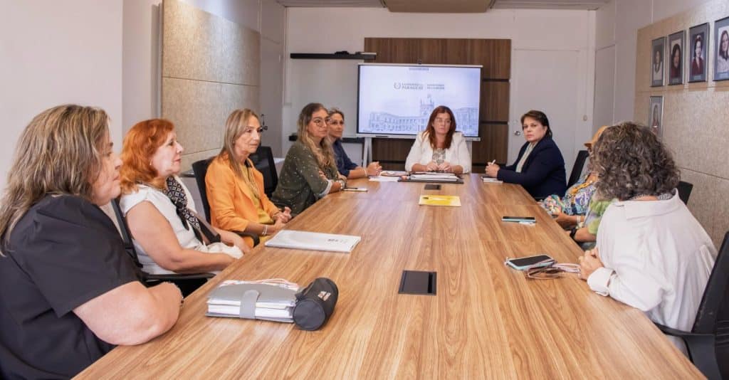 Reunión delGrupo Impulsor de la Paridad Democrática.