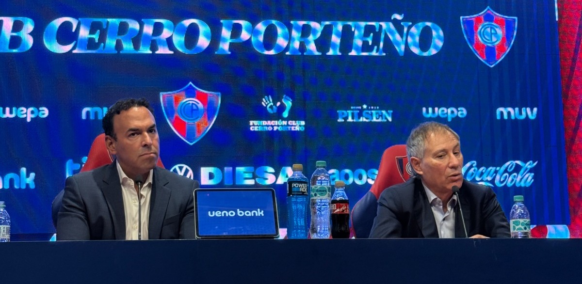 Ariel Holan fue presentado como nuevo entrenador de Cerro Porteño. Foto: Marcelo Lopez Trece.