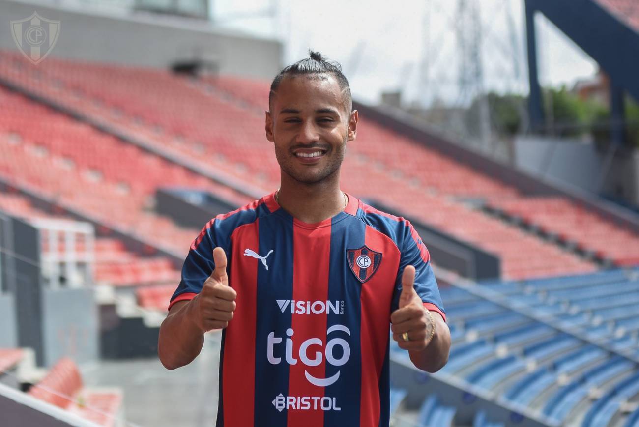 Cerro Porteño había adquirido el 100% del pase de Mateus. Foto: Club Cerro Porteño