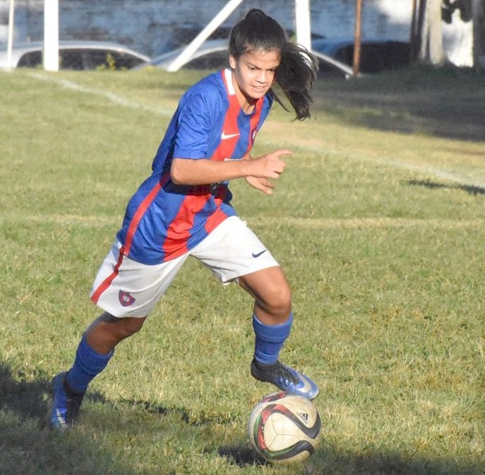 Antes de su partida a Israel jugó por Cerro Porteño.