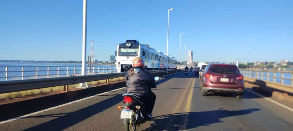 El 25 por ciento de los pasajeros que cruzan el puente San Roque utilizan el tren internacional.