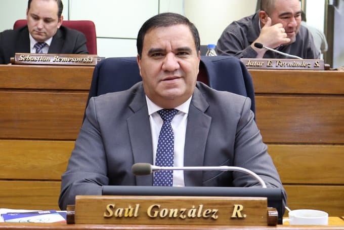Saúl González, diputado que presentó el proyecto.