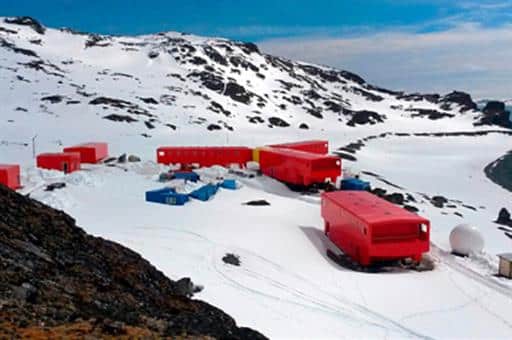 Base de investigación en la Antártida.