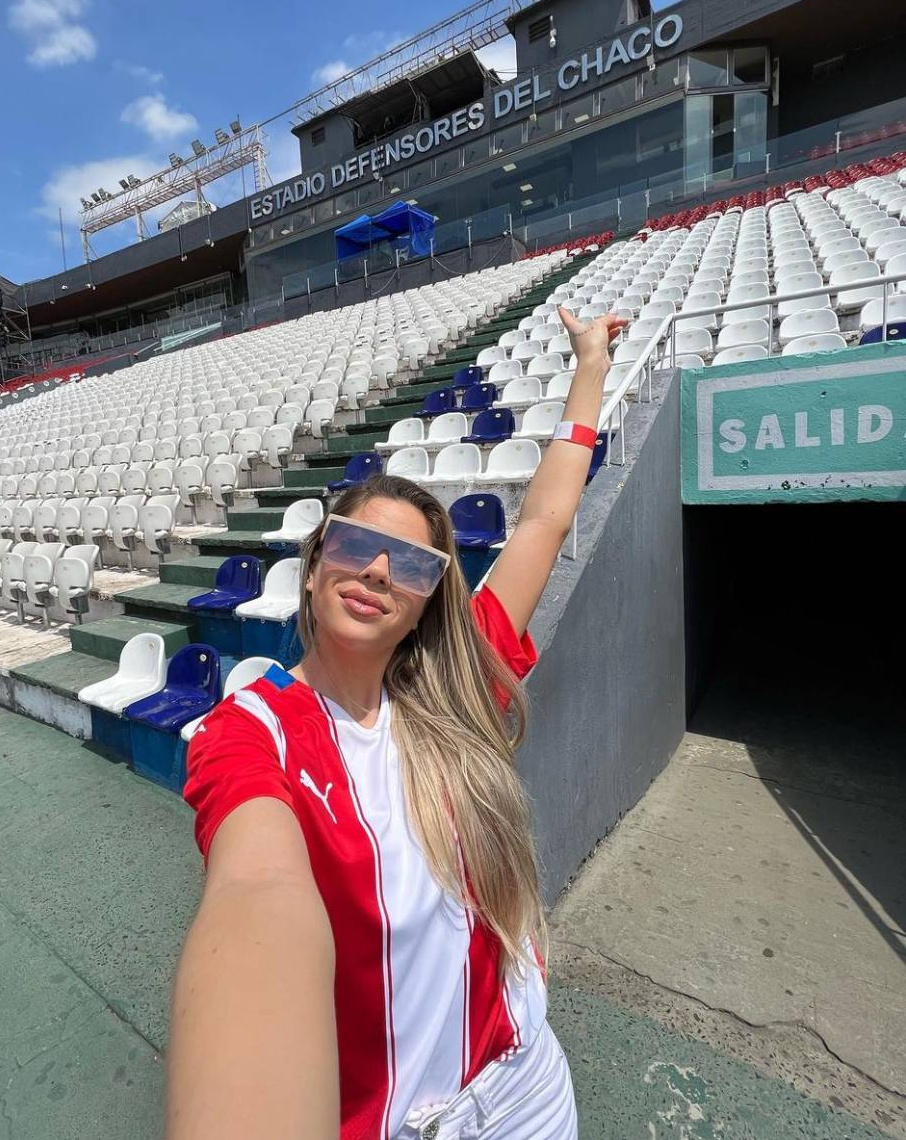 Kaese cumplirá finalmente esta noche, su sueño de cantar en el coliseo futbolero de nuestro país. (FOTO: @_kaese)