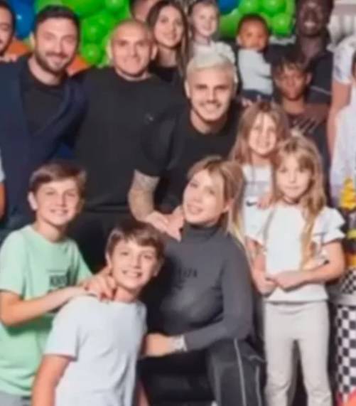Primeramente, Wanda e Icardi fueron vistos muy juntos y a los besos en un cumpleaños. (FOTO: Infobae.co)