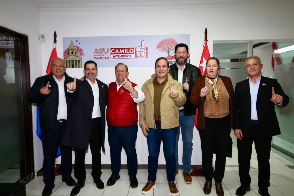 La reunión selló la unidad de la Lista 1 en Asunción. Foto: Gentileza
