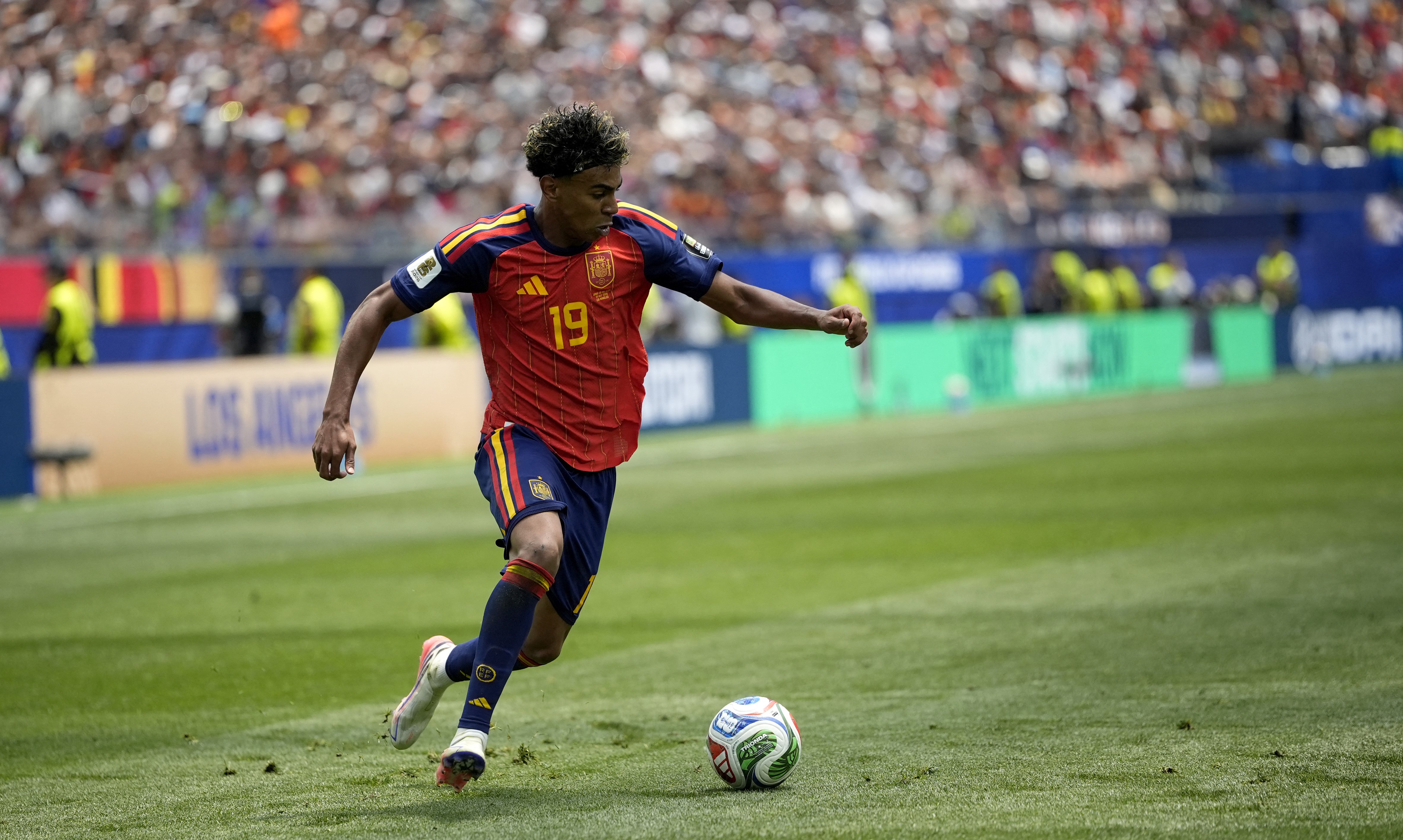 Lamine Yamal, la nueva joya española que empuja a los suyos hacia su segunda estrella.