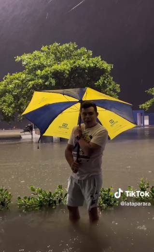 "Lata Parara" en uno de sus videos en Tik Tok.