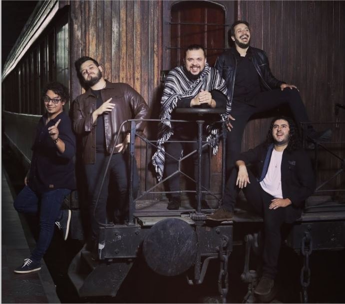 “Tierra adentro” podría ser el ganador de un premio Grammy hoy. (Instagram @tierraadentropy)